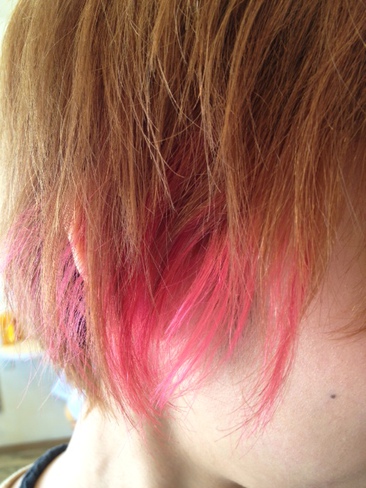 pink hair!!!!!.jpg